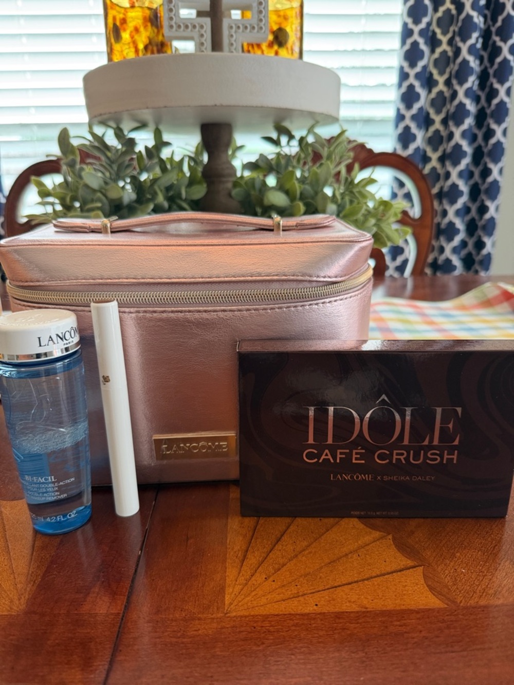 Lancome IDOLE Cafe Crush Eyeshadow Compact, Bi-Facial Eye-Makeup Remover, Lash E